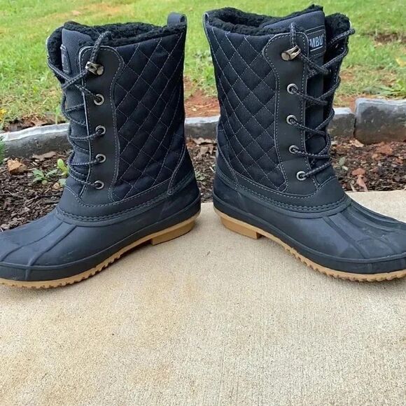 Khombu Wendy Quilted Duck Boots - Picture 8 of 13